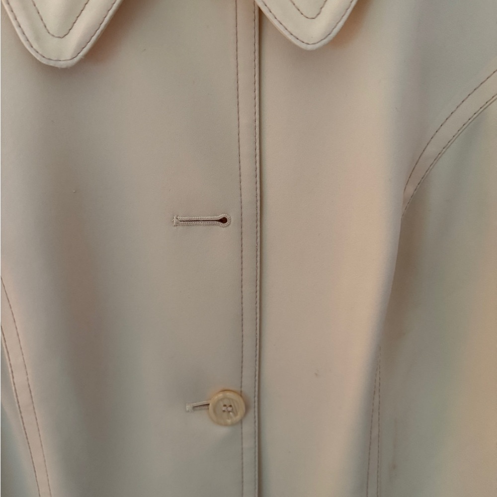 London Fog elegant lined  Yellow Women's trench coat - Picture 6 of 16